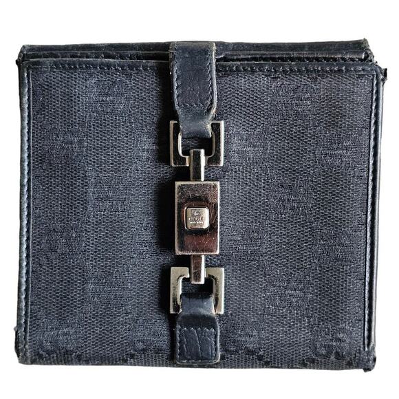 Gucci Handbags - Gucci Wallet